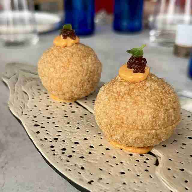 De Cuadros Restaurant